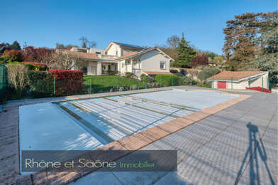 Maison 8 pièces 749000 €