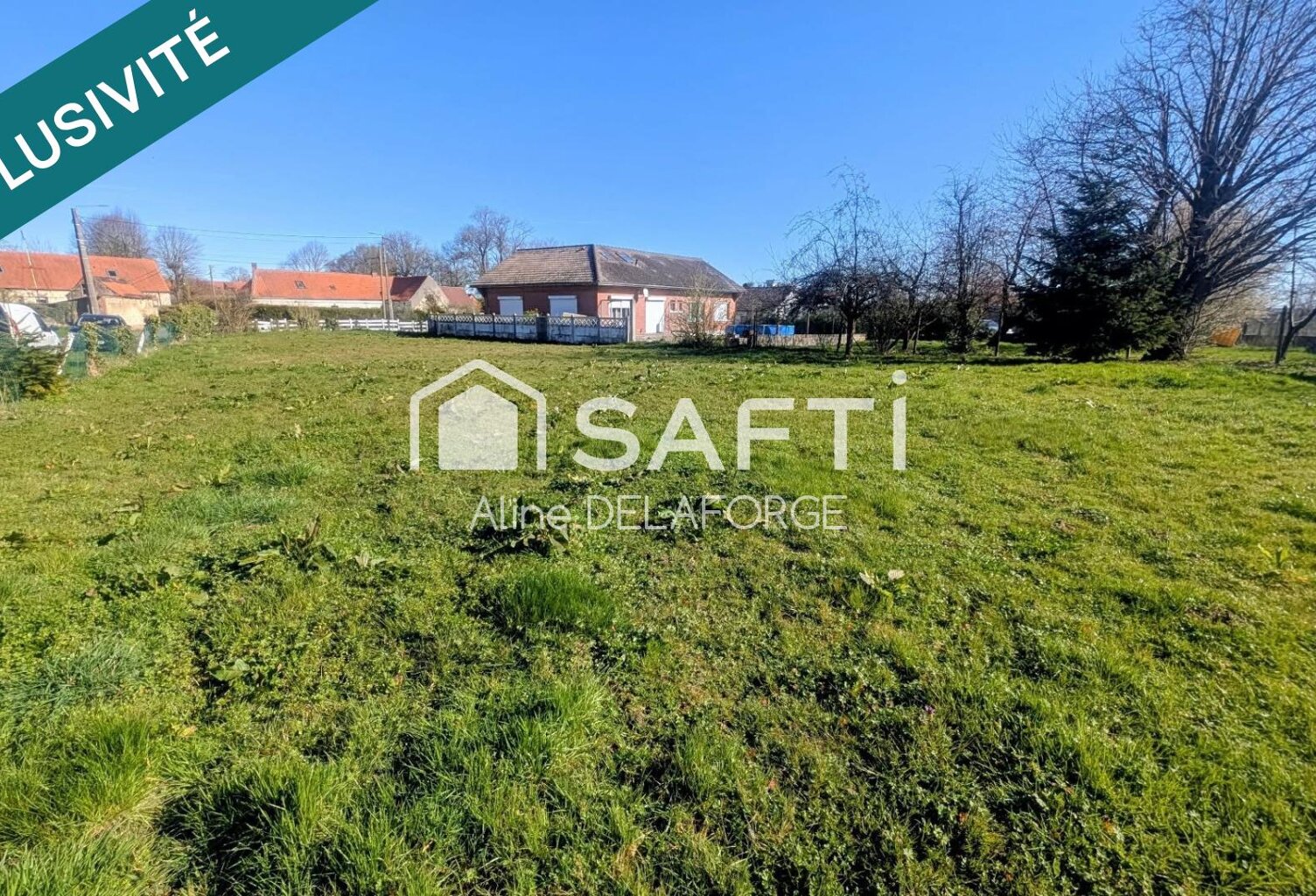 Terrain constructible 1 240 m²  Villers-Châtel  Façade +60 m — photo 1