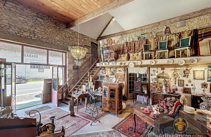 Grange en pierre de 160 m² au sol avec fort potentiel au Bugue — photo 5