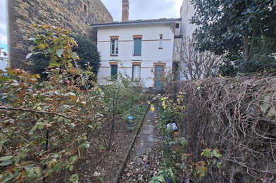 Maison 7 pièces 1800 €