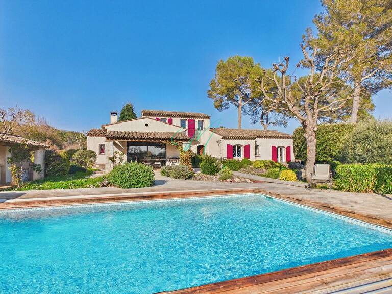 ROQUEFORT-LES-PINS : Villa dessinée par Maestracci — photo 1