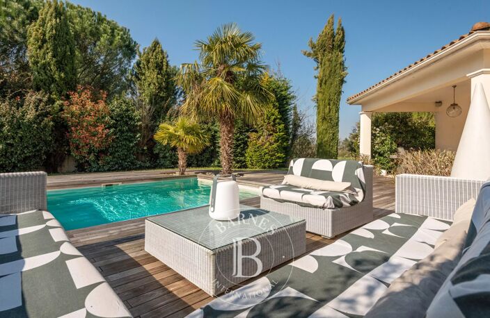 Dommartin – Maison contemporaine d'environ 230 m² - 4 chambres - Terrain paysager avec piscine — photo 3