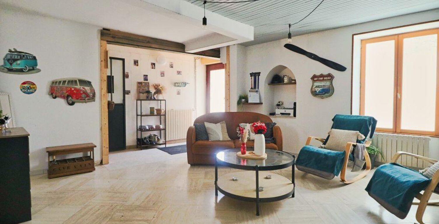 Maison de ville - 124m² - Valence-en-Poitou — photo 1
