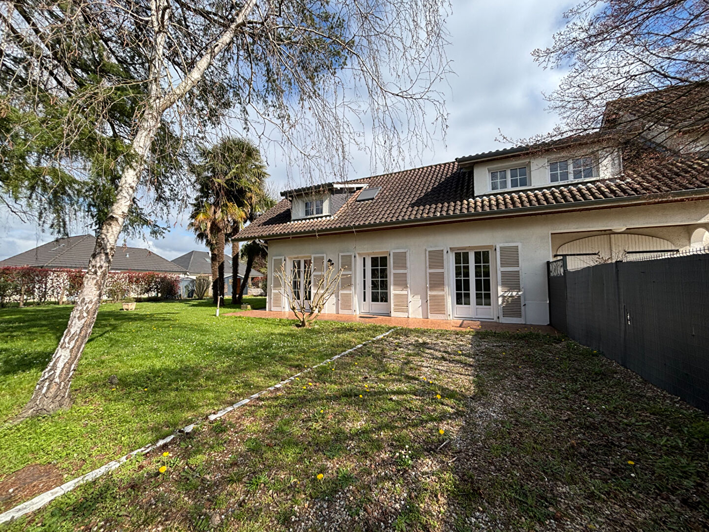 Villa / Maison  T3 à louer Poey-de-Lescar 64230