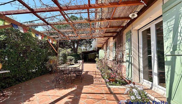 Villa / Maison 9 pièces  à vendre Garde (La) 83130