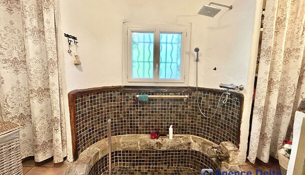 Villa / Maison 9 pièces  à vendre Garde (La) 83130