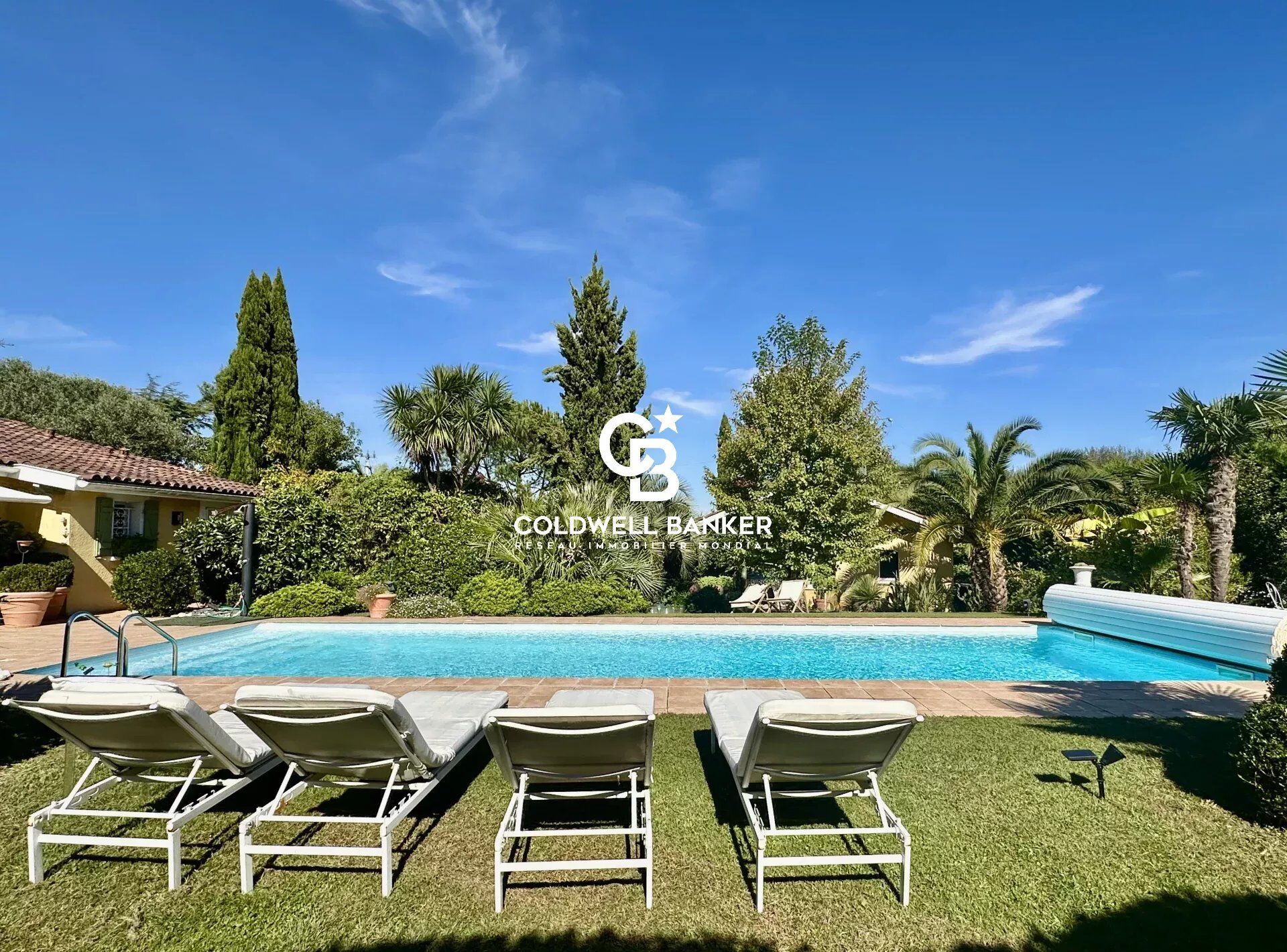 Villa / Maison  T7 à vendre Saubrigues 40230