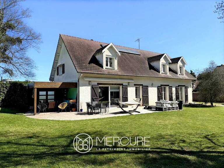 MAISON de 235 m² sur JARDIN de 1.644 m² — photo 1