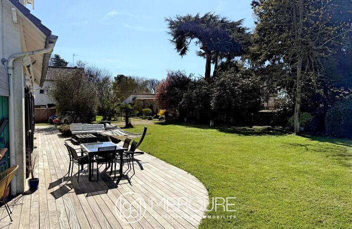MAISON de 235 m² sur JARDIN de 1.644 m² — photo 2