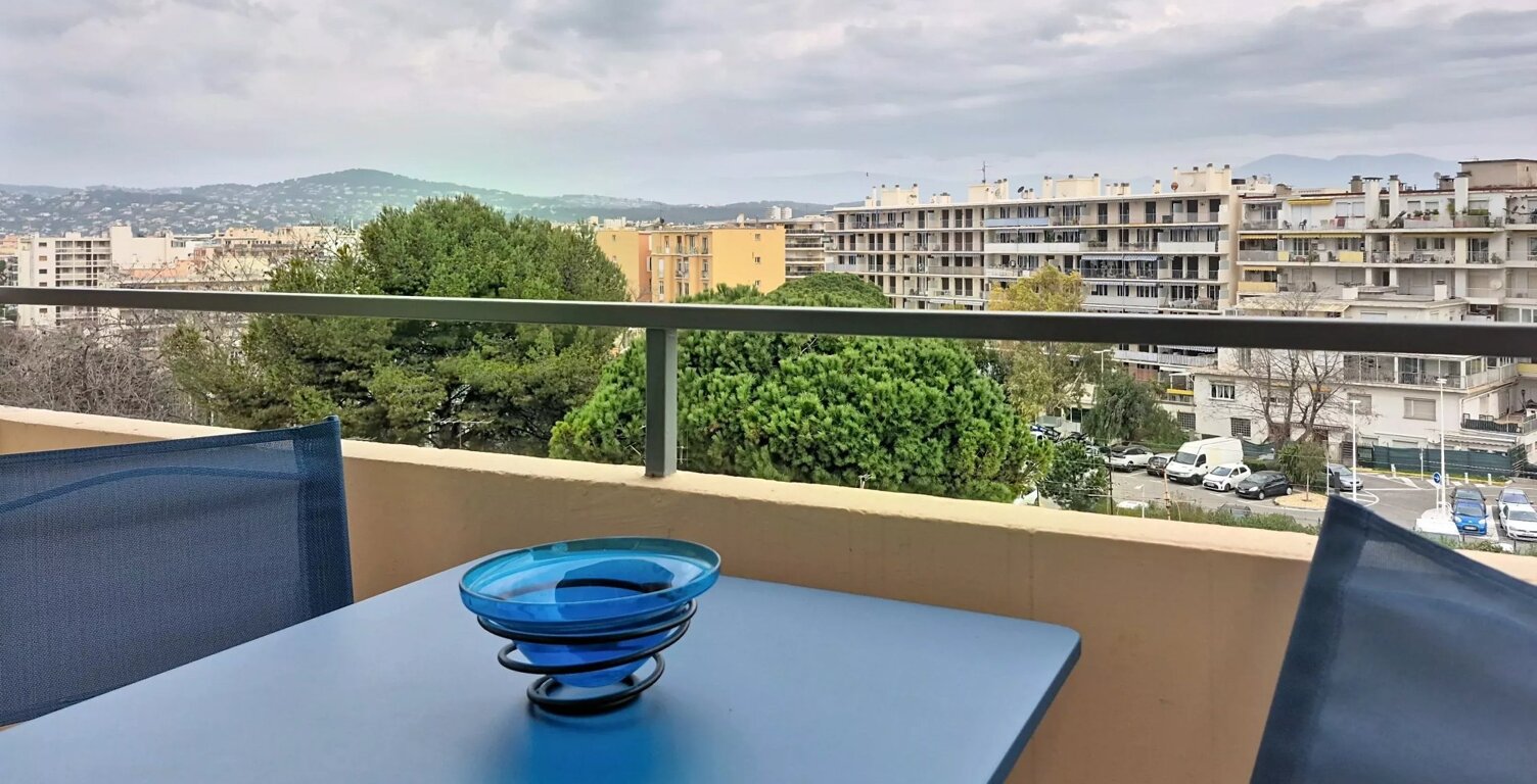 APPARTEMENT STUDIO JUAN LES PINS — photo 1