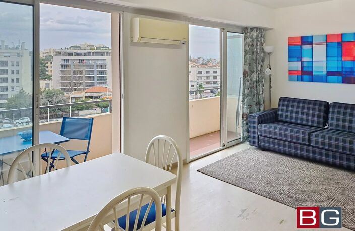 APPARTEMENT STUDIO JUAN LES PINS — photo 2