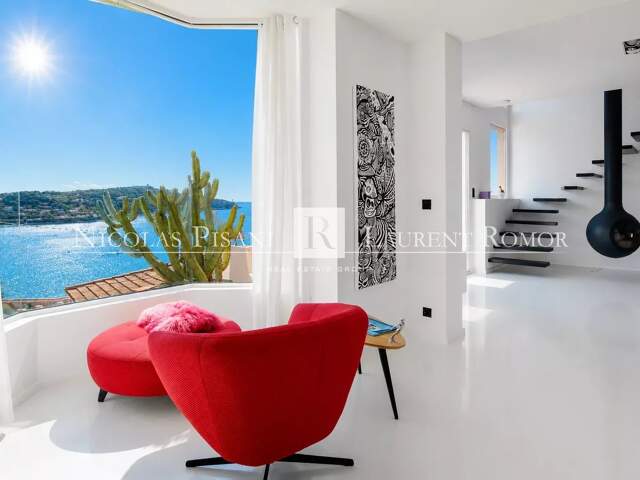 VILLA CONTEMPORAINE RÉNOVÉE – VUE MER  - VILLEFRANCHE SUR MER — photo du bien