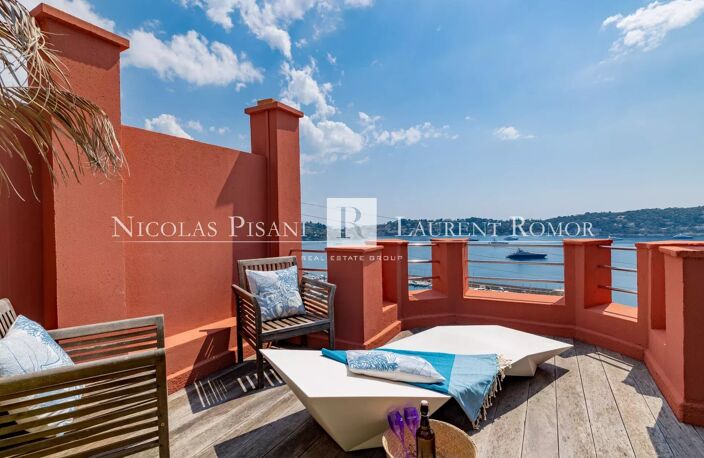 VILLA CONTEMPORAINE RÉNOVÉE – VUE MER  - VILLEFRANCHE SUR MER — photo 2