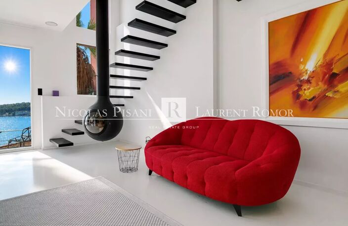 VILLA CONTEMPORAINE RÉNOVÉE – VUE MER  - VILLEFRANCHE SUR MER — photo 4
