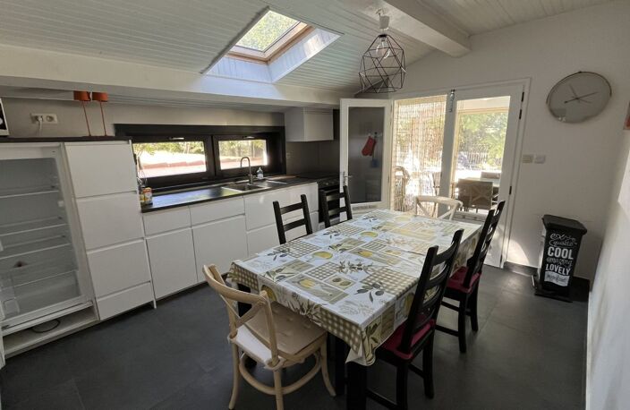 Villa AVEC GARAGES, TERRAIN, PISCINE — photo 5