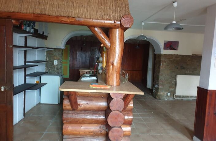 Maison de village avec ancien commerce — photo 2