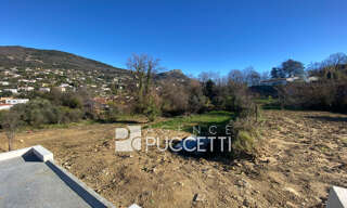 Terrain  995 m² à vendre à Vence (06140)