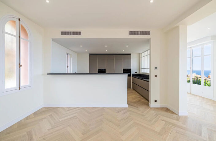 190M2 VUE MER appartement entièrement rénové de luxr à Beaul — photo 5