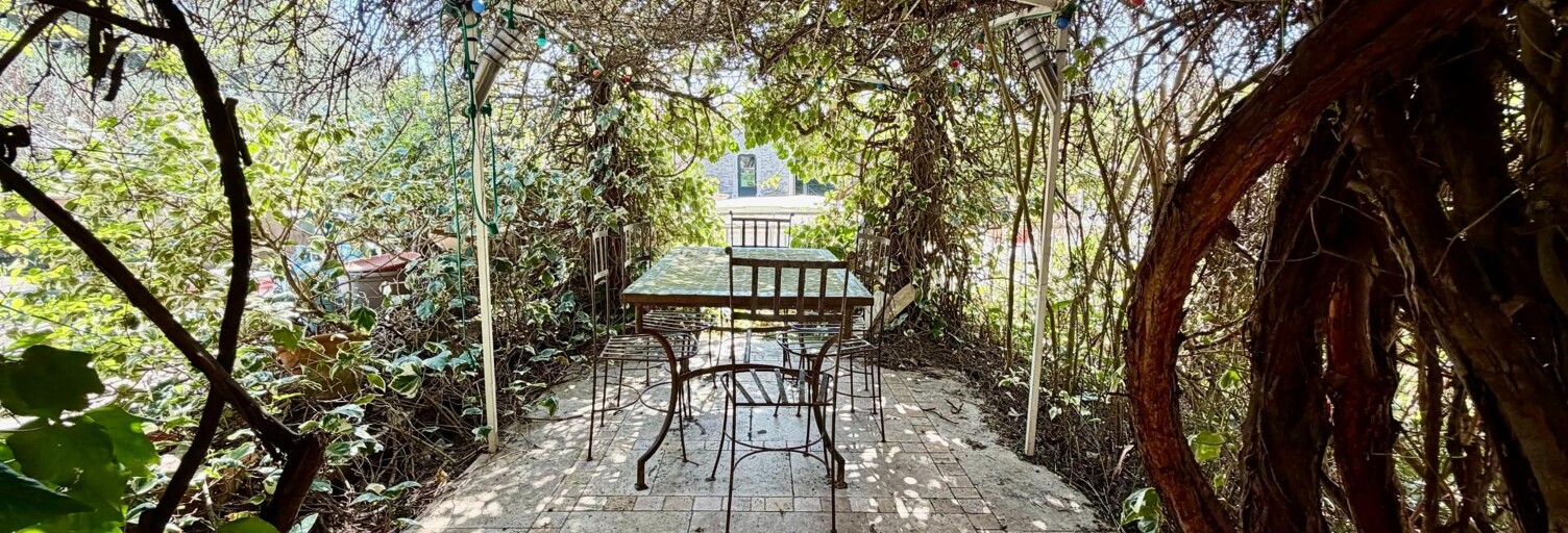 Maison 8 Pièces 176 m² à vendre à Vacqueyras (84190)