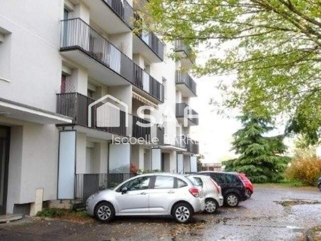 T3 avec balcon et cave dans résidence rénovée et sécurisée — photo du bien