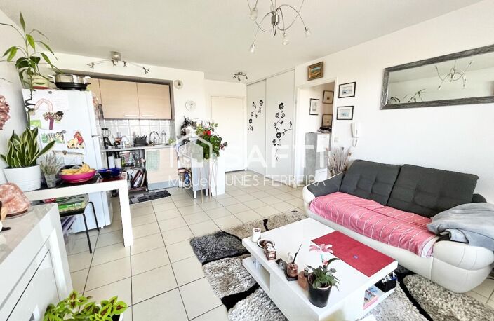 Appartement loué avec Ascenseur, Balcon et Place de parking — photo 4
