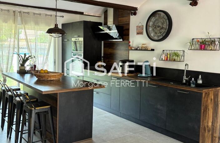 MAISON 260 M² AVEC PISCINE GARAGE ET DÉPENDANCES — photo 3