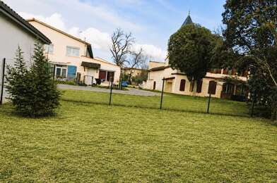 Terrain  184000 €