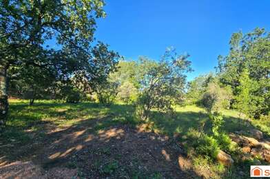 Terrain  190000 €