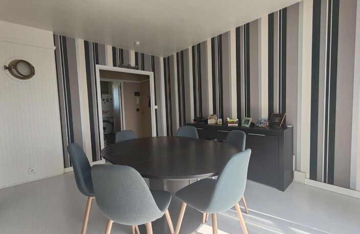 Appartement 74 m2, 4 pièces, 3 chambres, cave — photo 4