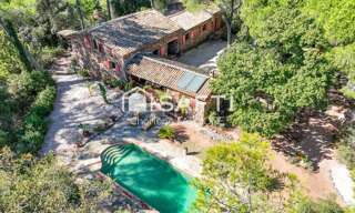 Maison 8 Pièces 200 m² à vendre à Roquebrune-sur-Argens (83520)