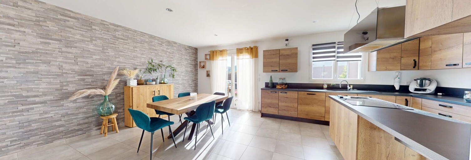 Maison 5 Pièces 90 m² à vendre à Forcalqueiret (83136)