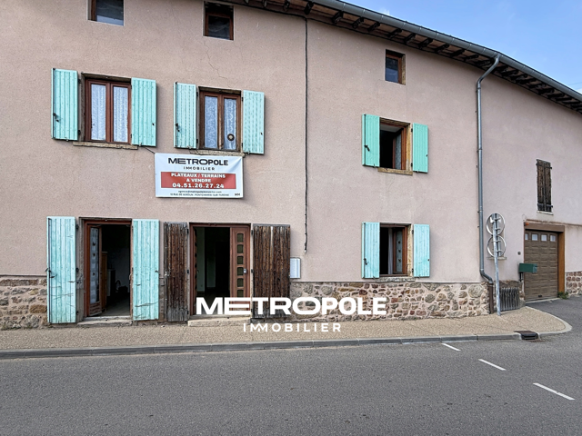 MAISON DE VILLE - PLATEAU À AMÉNAGER — photo du bien