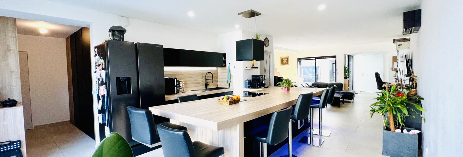 Maison 10 Pièces 294 m² à vendre à Gignac (34150)