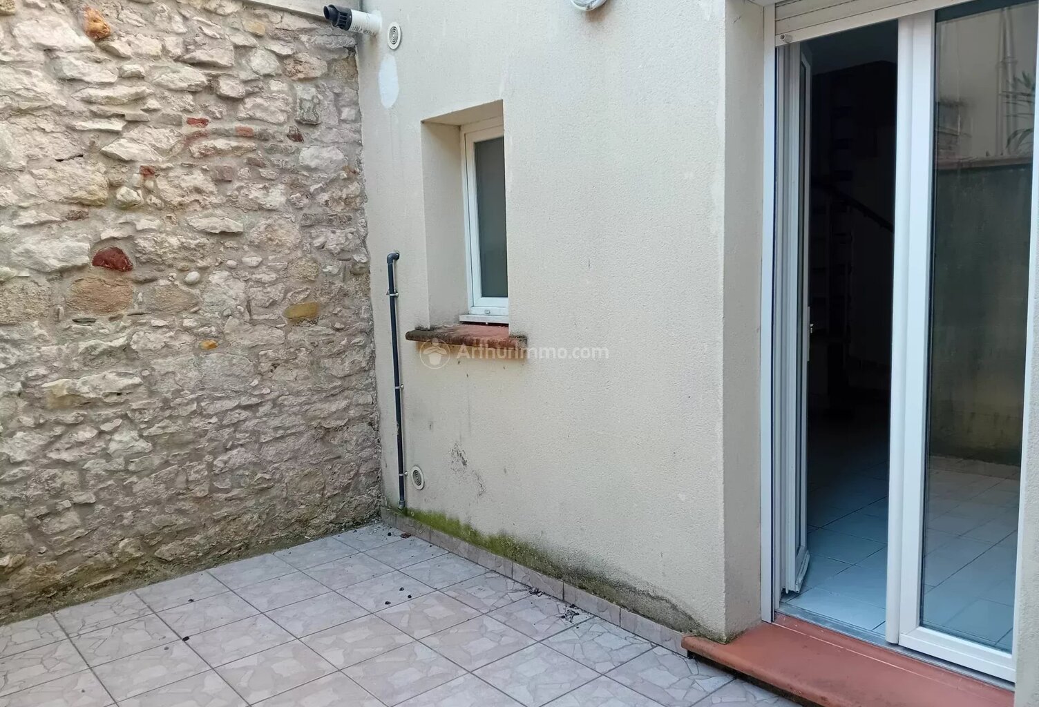 IMMEUBLE LOCATIF AVEC 2 APPARTEMENTS — photo 1