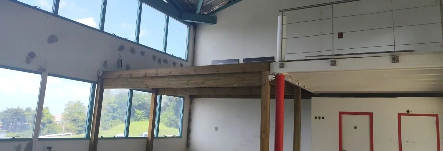 Commerce 1 Pièce  m² à louer à Ducos (97224)