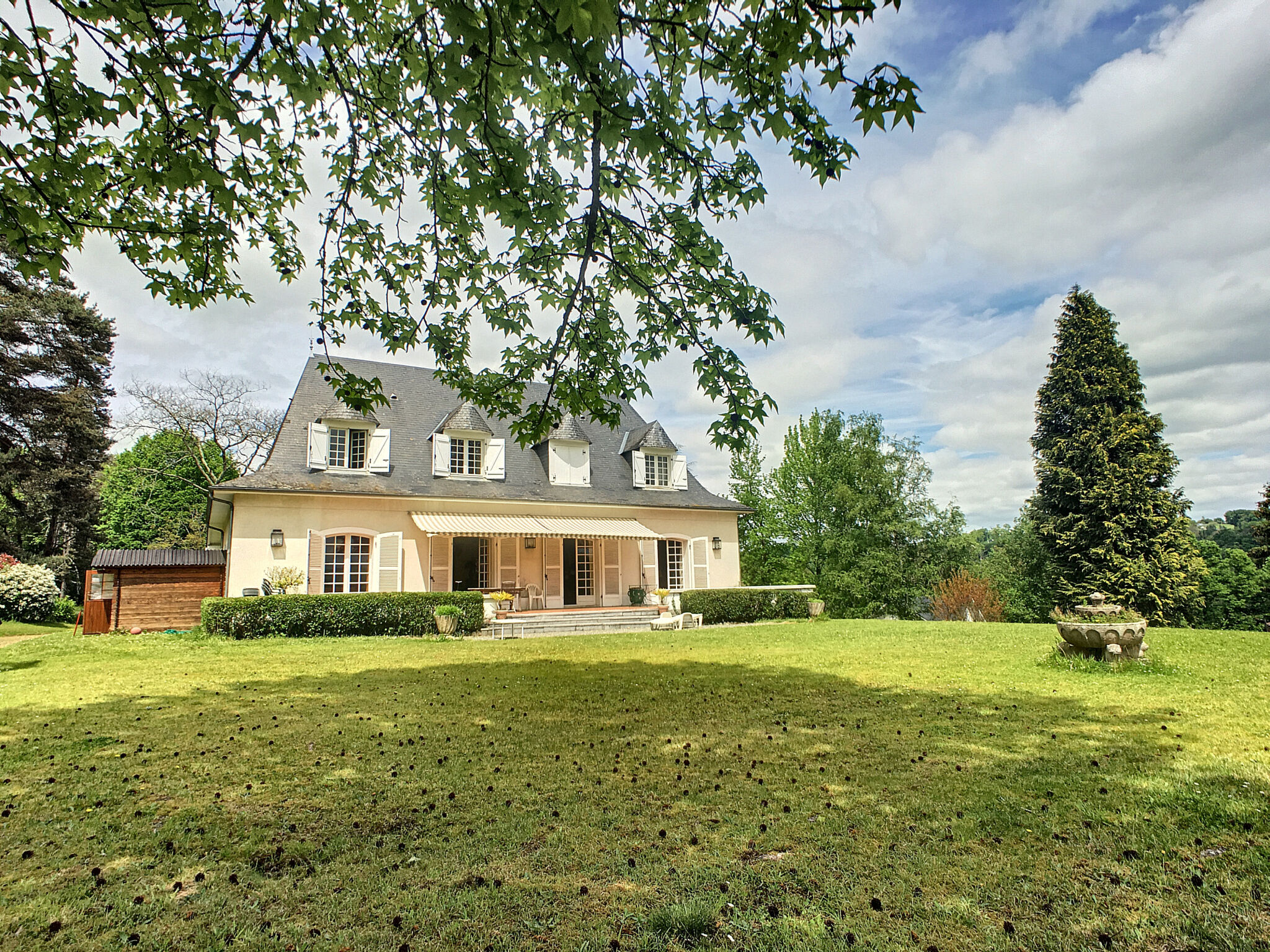 Villa / Maison 8 pièces  à vendre Jurançon 64110