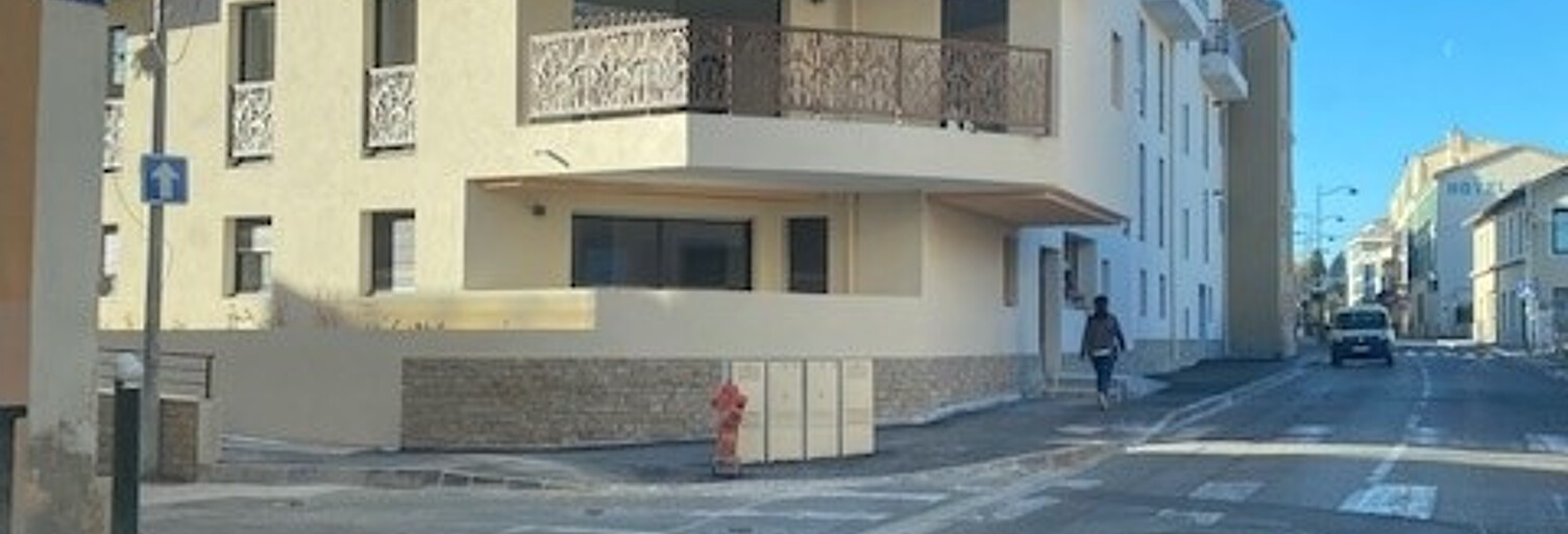 Garage  15 m² à louer à Hyères (83400)