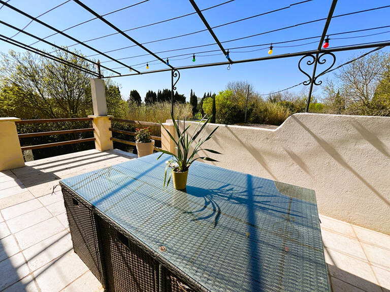 Maison Eyguieres 4 pièce(s) 150 m2 — photo 1