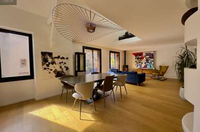 Appartement 5 pièces 412000 €