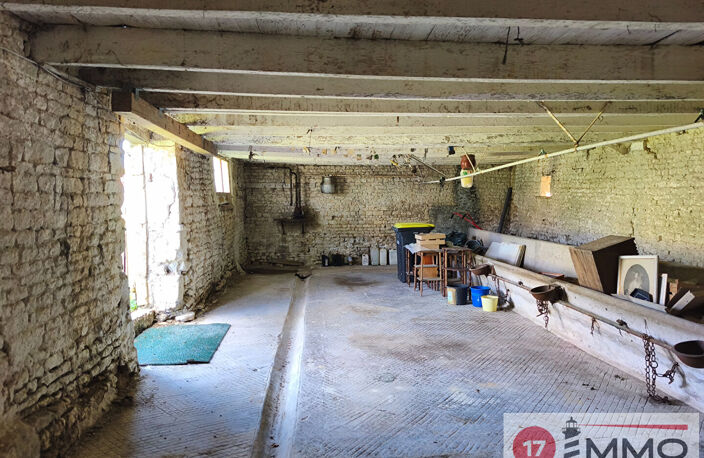 Longère et Hangar  -  Terrain  - Thaire — photo 4