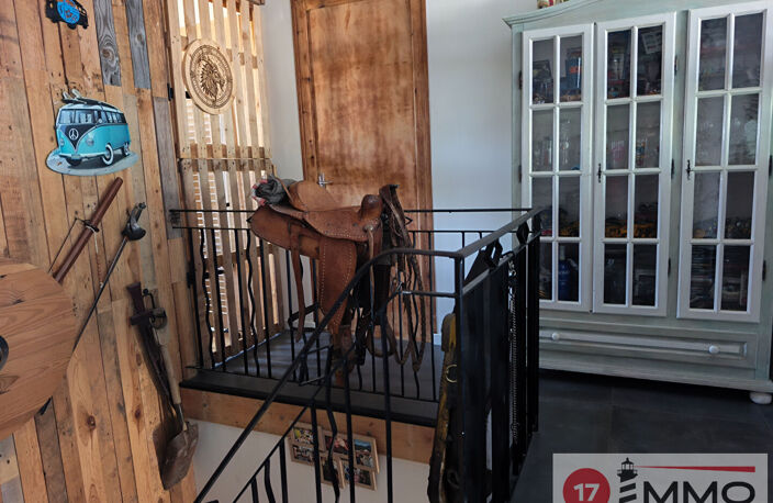 Maison familiale avec garage, jardin et dépendance -  Rochefort — photo 2