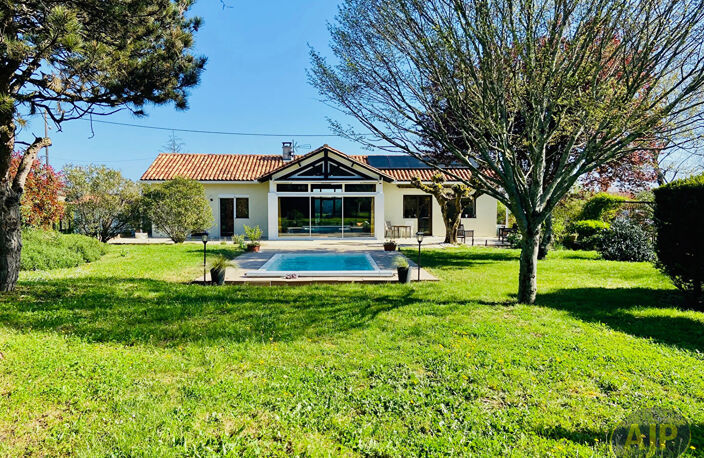 Maison d'architecte T4 sur 2700m2 de terrain ! — photo 2