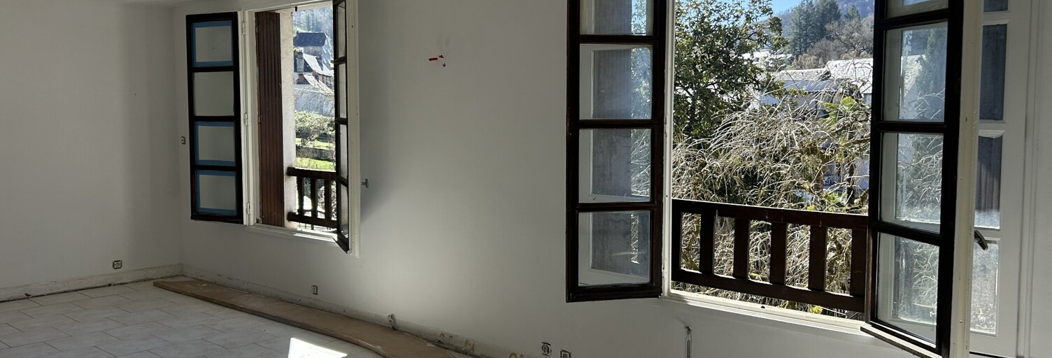 Appartement 3 Pièces 134 m² à vendre à Entraygues-sur-Truyère (12140)