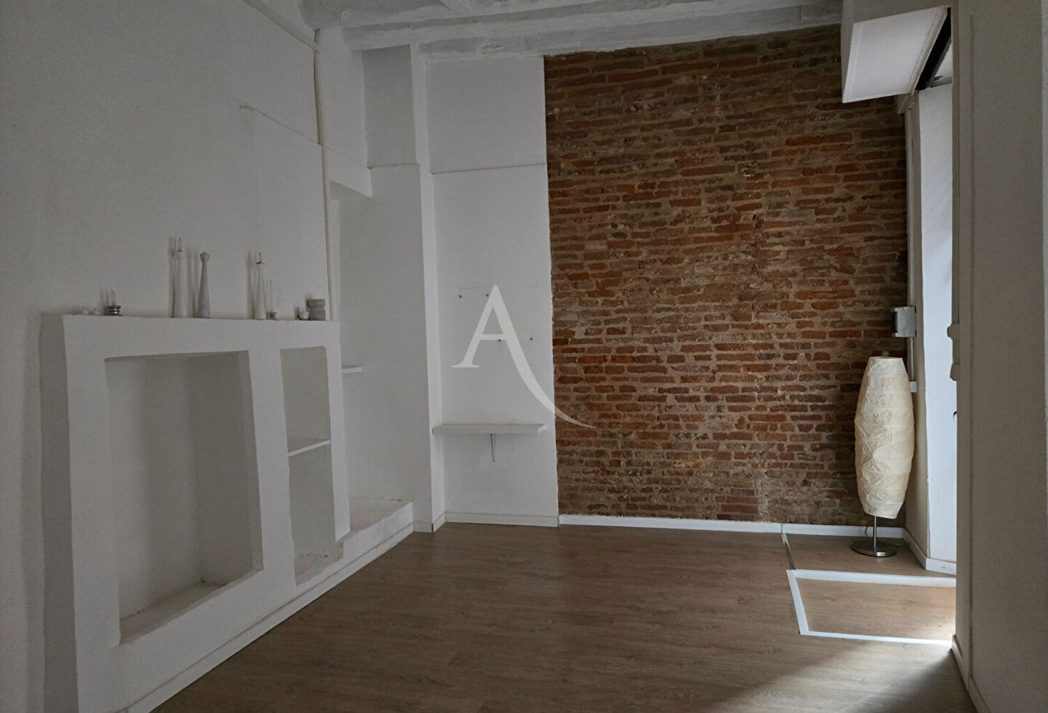 Local professionnel — photo 1