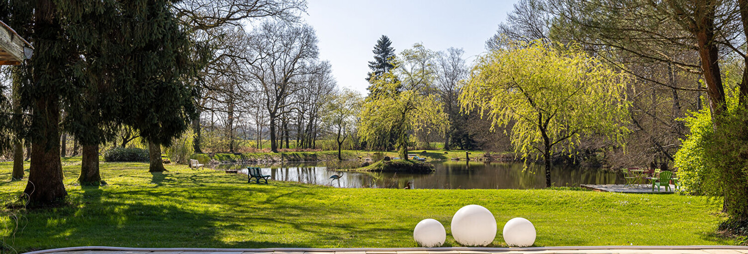 Maison 6 Pièces 210 m² à vendre à Certines (01240)