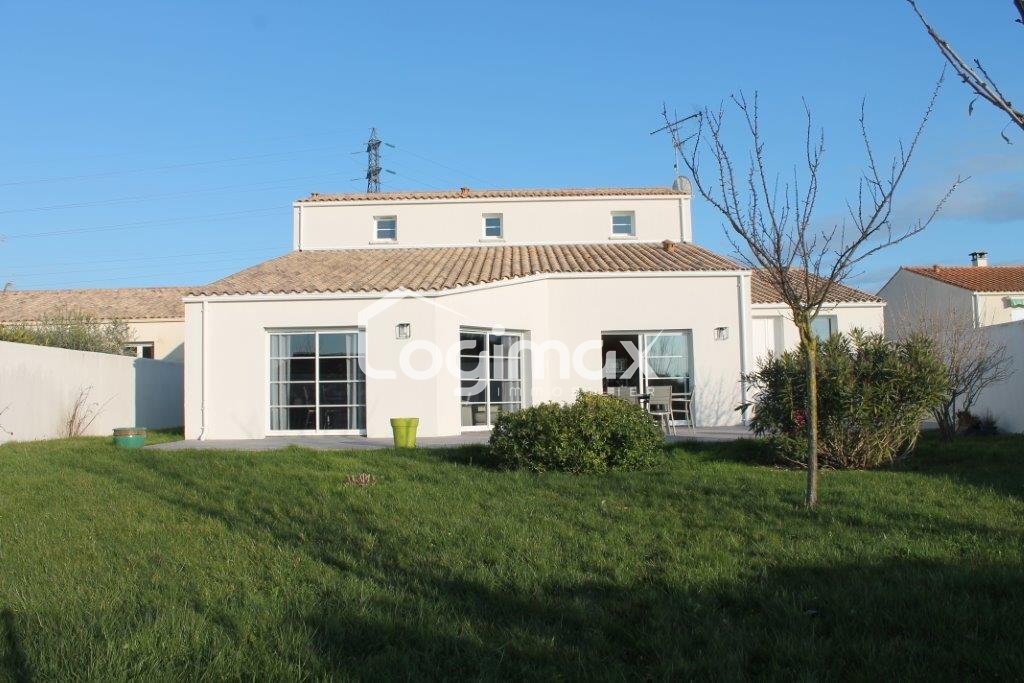 Villa / Maison  T5 à vendre Puilboreau 17138