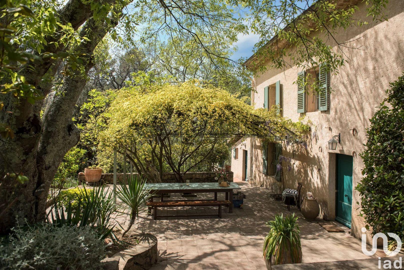Vente Maison/villa 7 pièces - Photo 2