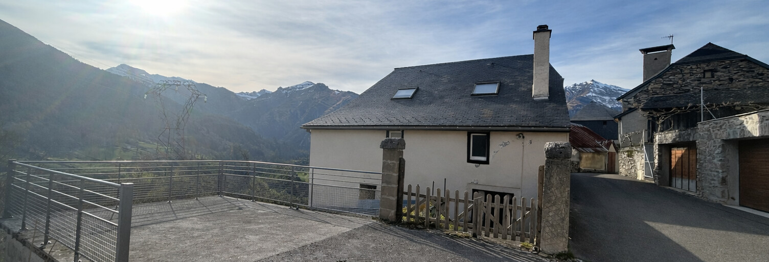 Maison 8 Pièces 176 m² à vendre à Eaux-Bonnes (64440)