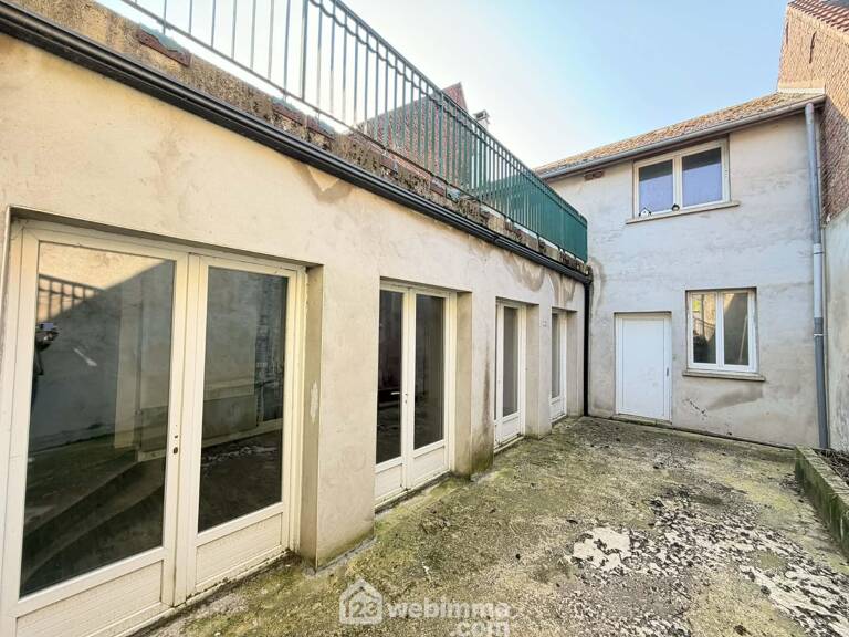 Maison - 170m² - Crécy-sur-Serre — photo 1