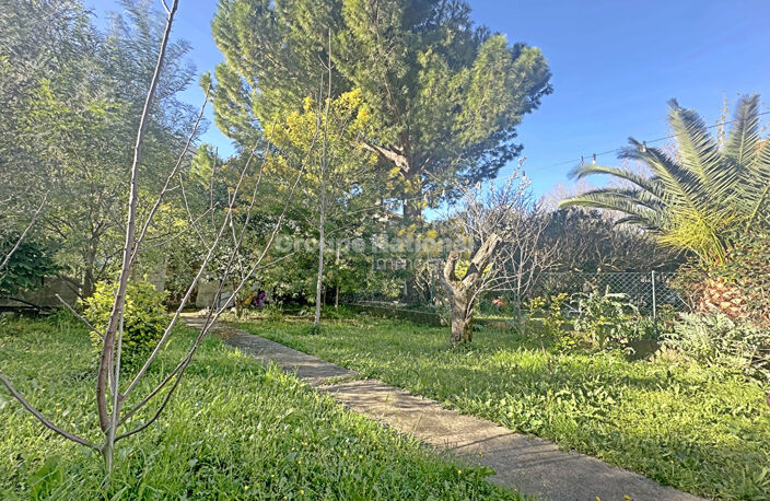 A vendre Arles Monplaisir maison T3 avec jardin — photo 2